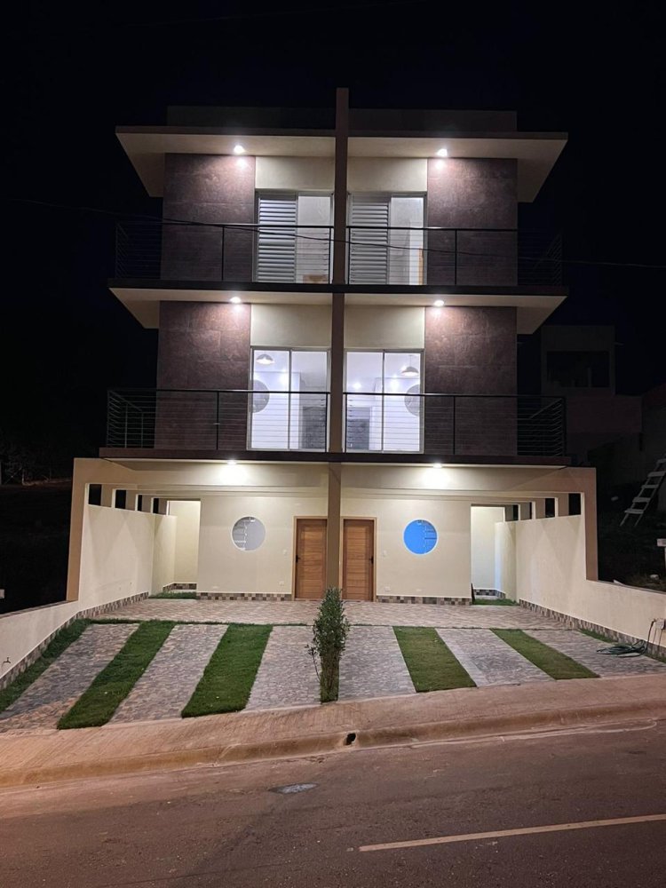 Casa em Condomínio - Venda - Das Pedras - Cotia - SP